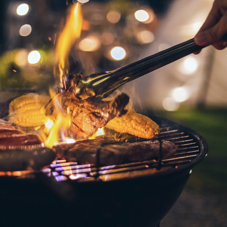Unleashing the Flavors of Summer: Your Ultimate Guide to a Perfect BBQ Bash (Barbecues & Outdoor Eating)