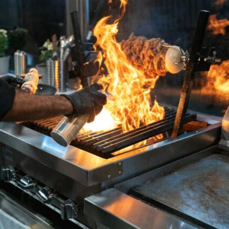 How to Build the Perfect Outdoor Kitchen in Your Backyard (Grills, Barbecues & Outdoor Cooking)