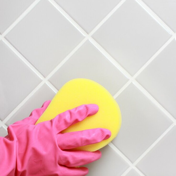 Revitalizing Your Floor Tiles: A Guide to Cleaning Grout (Do It Yourself)